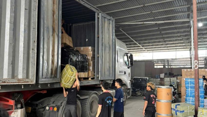 Bốc xếp hàng siêu thị – Hoàng Mai, Hà Nội