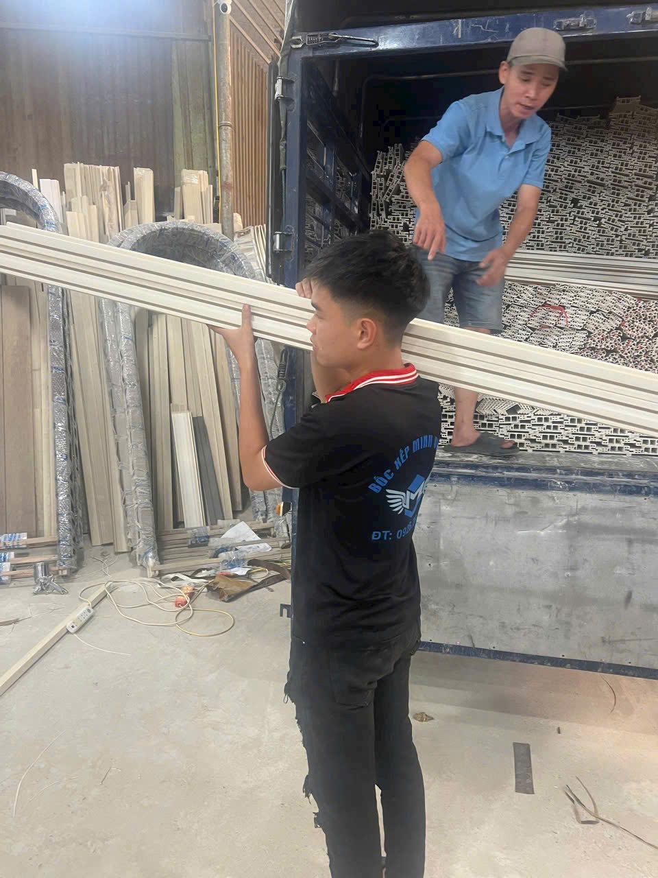 Đội ngũ bốc xếp kho xưởng giàu kinh nghiệm